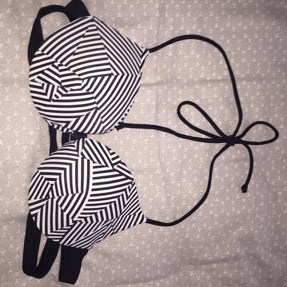 VS Pink Swimsuit Top Black and White Geo Stripes